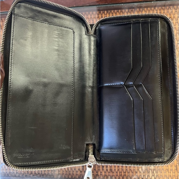 DOLCE & GABBANA Black Leather Organizer Wallet- LIKE NEW CONDITION. - Picture 7 of 13